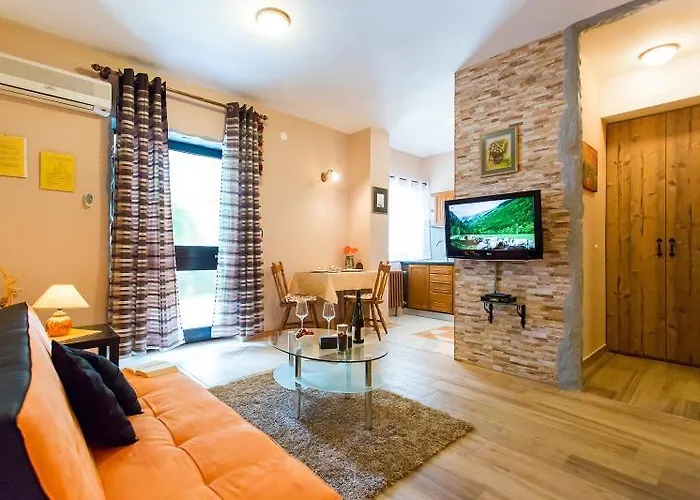 アパート Natural ポレッチ